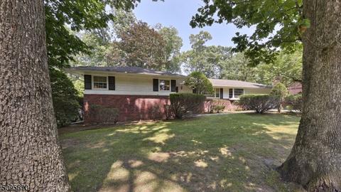 16 Abbott Rd, Wayne, NJ 07470 photo 2