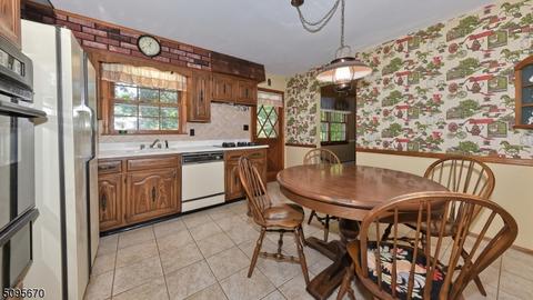 16 Abbott Rd, Wayne, NJ 07470 photo 10