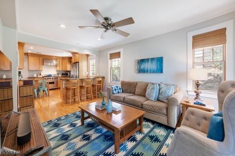 81 Maple St, Millburn, NJ 07041 photo 10