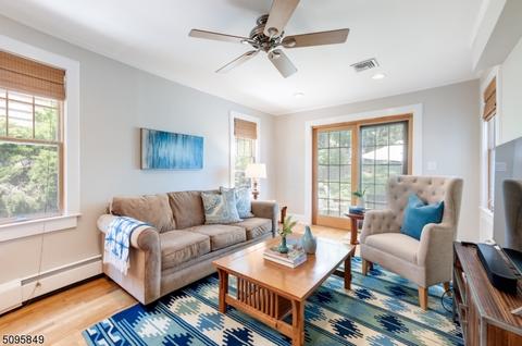81 Maple St, Millburn, NJ 07041 photo 9