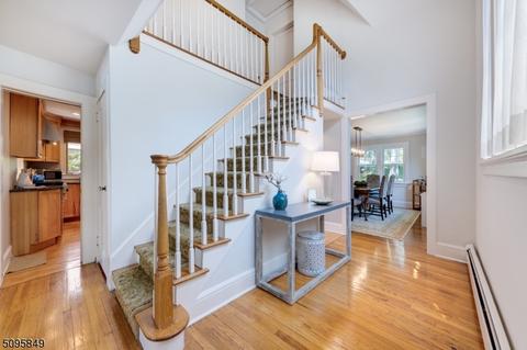 81 Maple St, Millburn, NJ 07041 photo 3