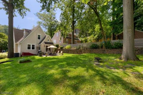 81 Maple St, Millburn, NJ 07041 photo 21