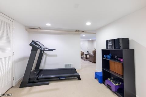 81 Maple St, Millburn, NJ 07041 photo 18