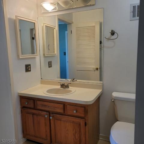 29 Rainier Ct, Hackettstown, NJ 07840 photo 15