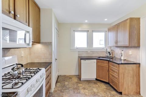 521 Parkside Rd, Plainfield, NJ 07060 photo 6