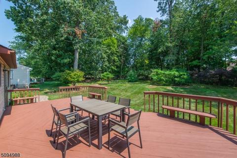 209 Webster Dr, Wayne, NJ 07470 photo 2