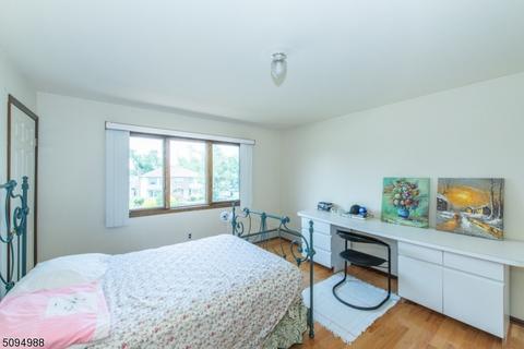 209 Webster Dr, Wayne, NJ 07470 photo 17