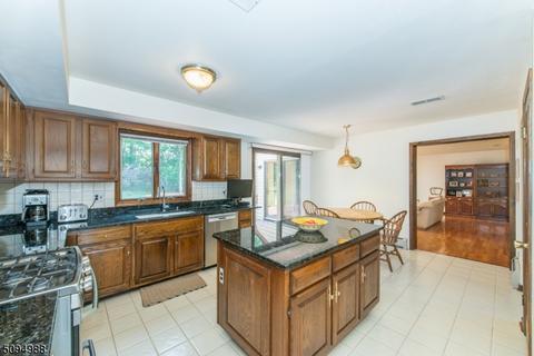 209 Webster Dr, Wayne, NJ 07470 photo 12