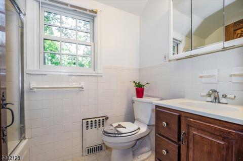 88 Maple St, Millburn, NJ 07041 photo 14