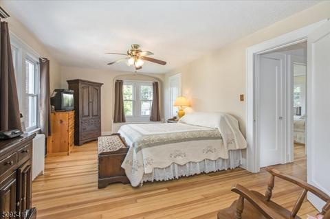 35 Overlook Ter, Nutley, NJ 07110 photo 14