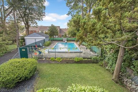 35 Overlook Ter, Nutley, NJ 07110 photo 25
