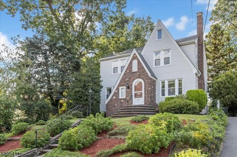 35 Overlook Ter, Nutley, NJ 07110 photo 1