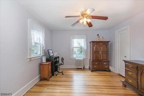 35 Overlook Ter, Nutley, NJ 07110 photo 18