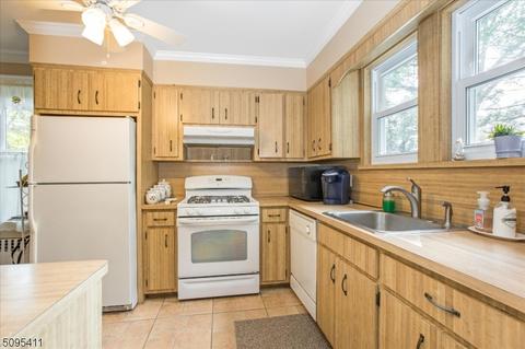 35 Overlook Ter, Nutley, NJ 07110 photo 9