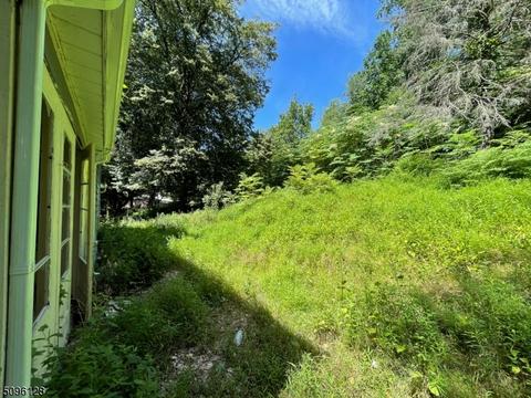 52 Smith Ln, Wayne, NJ 07470 photo 3