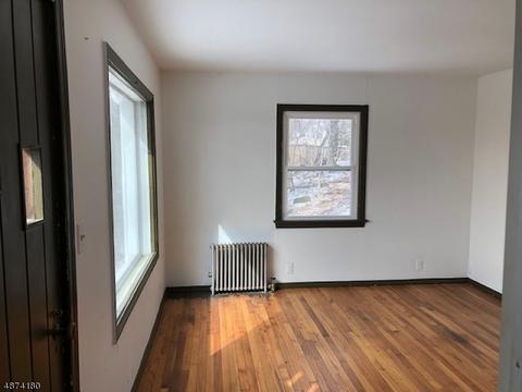 52 Smith Ln, Wayne, NJ 07470 photo 6