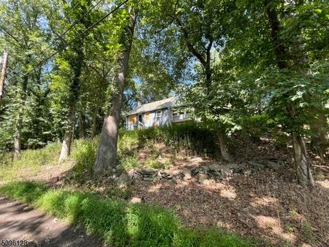 52 Smith Ln, Wayne, NJ 07470 photo 2