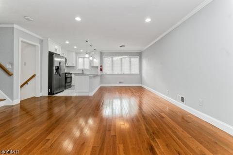 587 Teaneck Rd, Teaneck, NJ 07666 photo 13