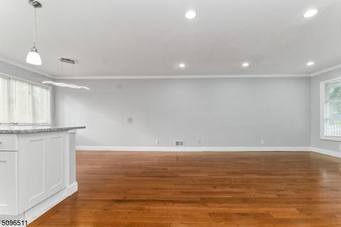 587 Teaneck Rd, Teaneck, NJ 07666 photo 11