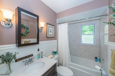 151 Hillcrest Dr, Wayne, NJ 07470 photo 15