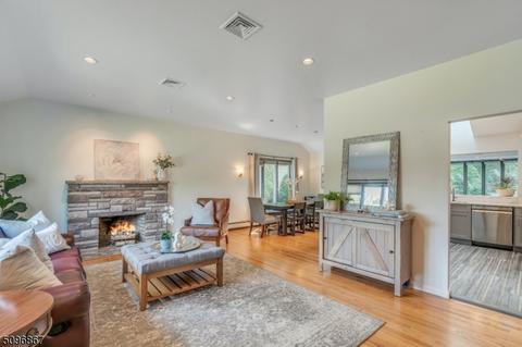 21 E Crescent Ave, Ramsey, NJ 07446 photo 4