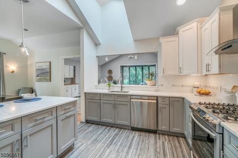 21 E Crescent Ave, Ramsey, NJ 07446 photo 10