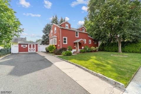 9 Fitting Pl, Nutley, NJ 07110 photo 2