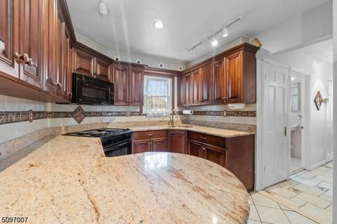 9 Fitting Pl, Nutley, NJ 07110 photo 11