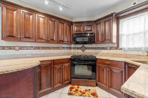 9 Fitting Pl, Nutley, NJ 07110 photo 16