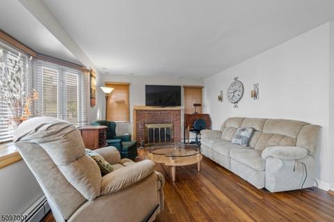 9 Fitting Pl, Nutley, NJ 07110 photo 5