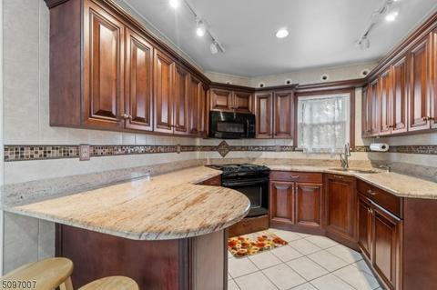 9 Fitting Pl, Nutley, NJ 07110 photo 10