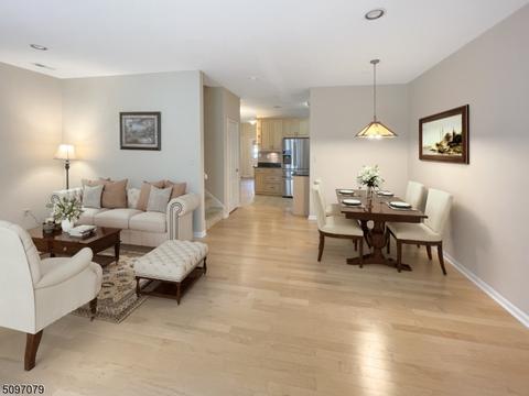 8033 Brittany Dr, Wayne, NJ 07470 photo 7