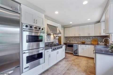 2 Robin Hood Rd, Summit, NJ 07901 photo 17