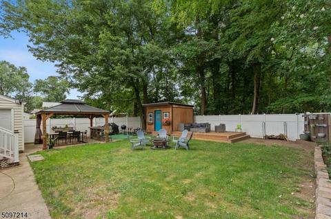 829 Hemlock Rd, Union, NJ 07083 photo 20