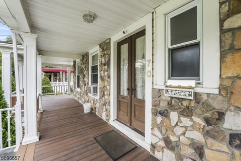 70 Willow Ave, North Plainfield, NJ 07060 photo 9