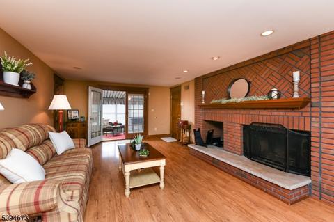 14 Crest Dr, Bound Brook, NJ 08805 photo 16