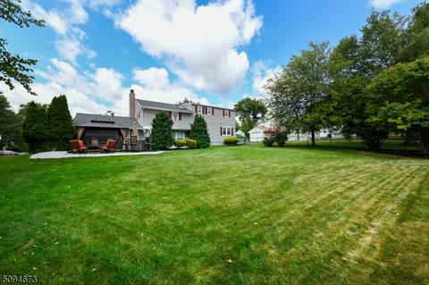 14 Crest Dr, Bound Brook, NJ 08805 photo 30