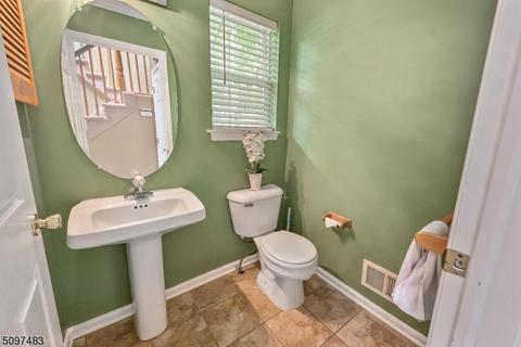 253 Harvard Dr, Hackettstown, NJ 07840 photo 4