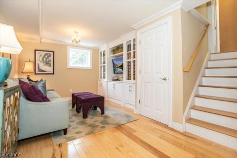 8 Edwin Rd, Morris Plains, NJ 07950 photo 9