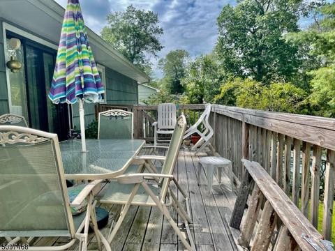 15 Raymar Ln, Wayne, NJ 07470 photo 12