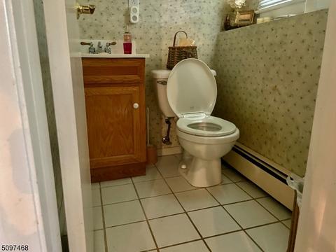 15 Raymar Ln, Wayne, NJ 07470 photo 11