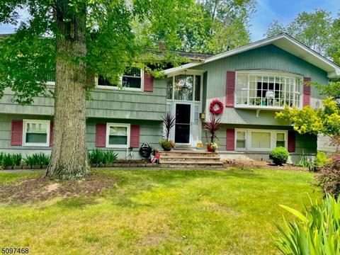 15 Raymar Ln, Wayne, NJ 07470 photo 1