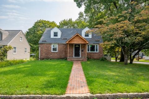 36 Edison Dr, Summit, NJ 07901 photo 2