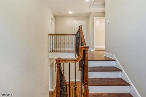 563 Berkeley Ave, Orange, NJ 07050 photo 28