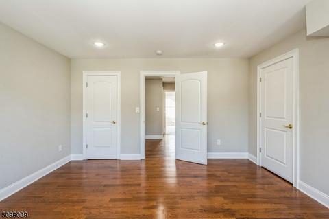 563 Berkeley Ave, Orange, NJ 07050 photo 27