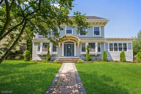 563 Berkeley Ave, Orange, NJ 07050 photo 1