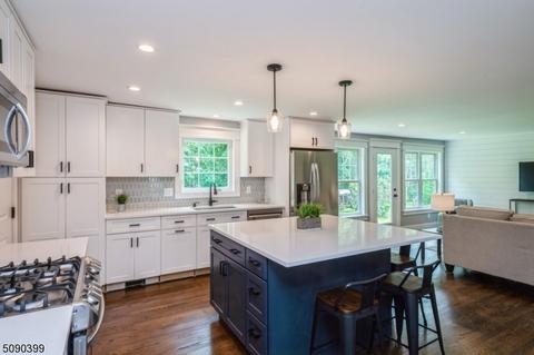 12 Mohawk Dr, Cranford, NJ 07016 photo 4