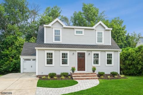 12 Mohawk Dr, Cranford, NJ 07016 photo 2