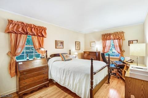 18 E Fox Chase Rd, Chester, NJ 07930 photo 21