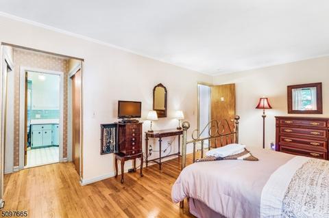18 E Fox Chase Rd, Chester, NJ 07930 photo 16